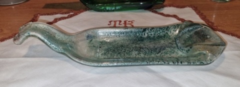 Patera z butelki szklanej.