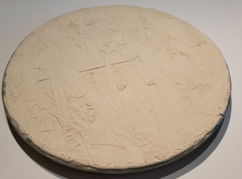 Talerz z gliny szkliwiony