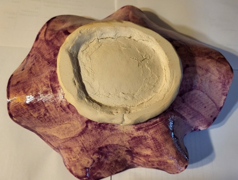 Talerz z gliny szkliwiony